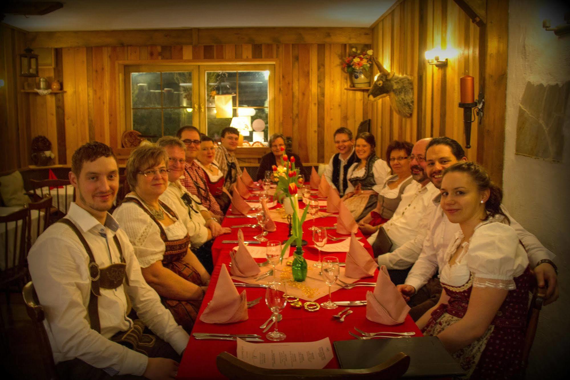 Antjes Schmankerlhotel Und Restaurant Trostau Экстерьер фото