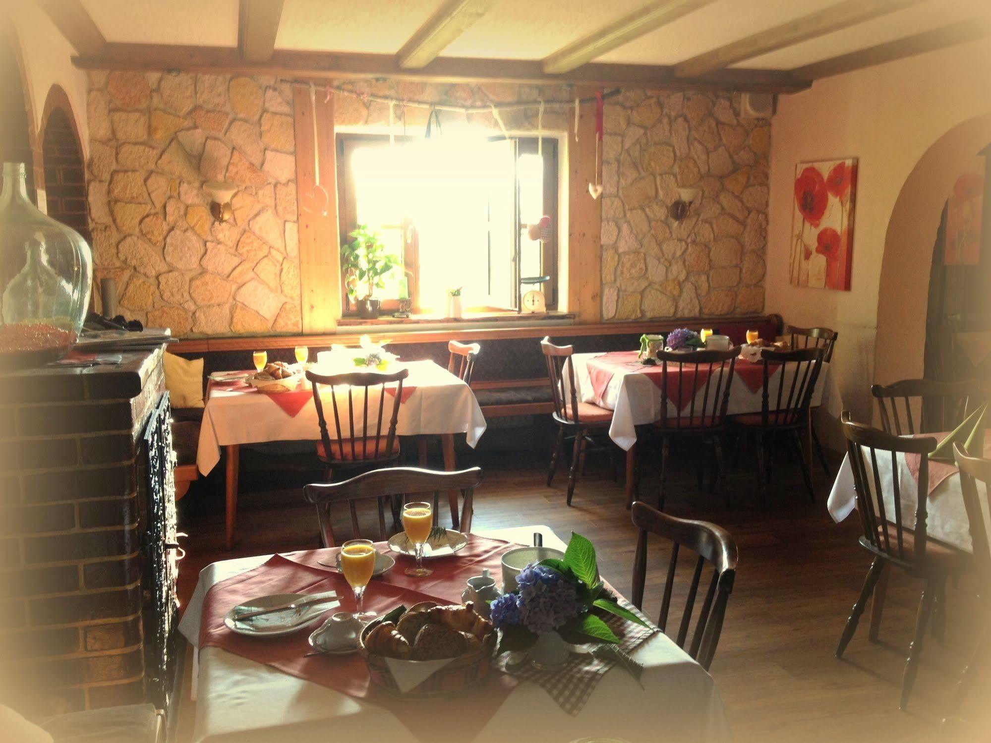 Antjes Schmankerlhotel Und Restaurant Trostau Экстерьер фото